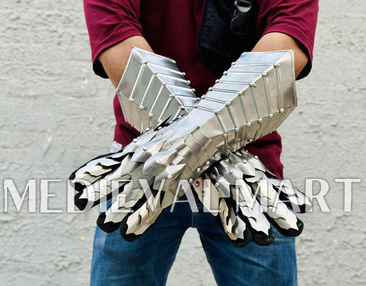 MEDIEVALMART AU Antique Finish “100 Years Calendar” Engraved Compass W/H “VintageVault” Case | Gift For Dad, Gift For Mom