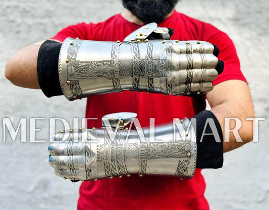 MEDIEVALMART AU Antique Finish “100 Years Calendar” Engraved Compass W/H “VintageVault” Case | Gift For Dad, Gift For Mom