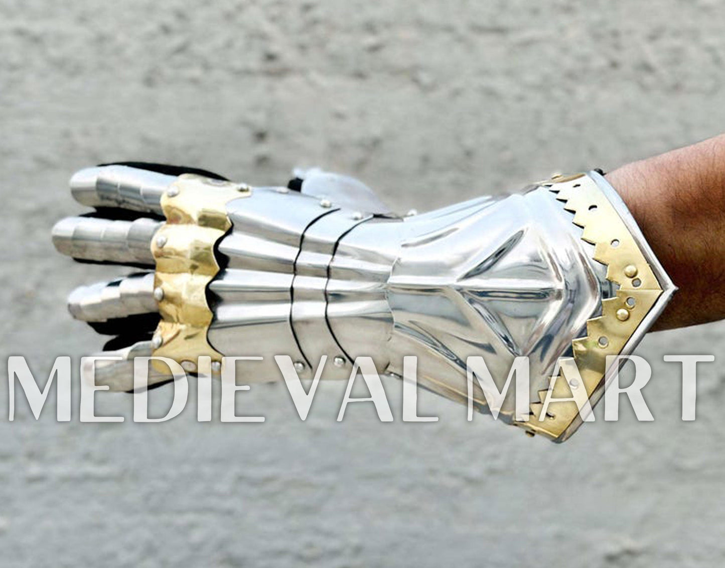 MEDIEVALMART AU Antique Finish “100 Years Calendar” Engraved Compass W/H “VintageVault” Case | Gift For Dad, Gift For Mom