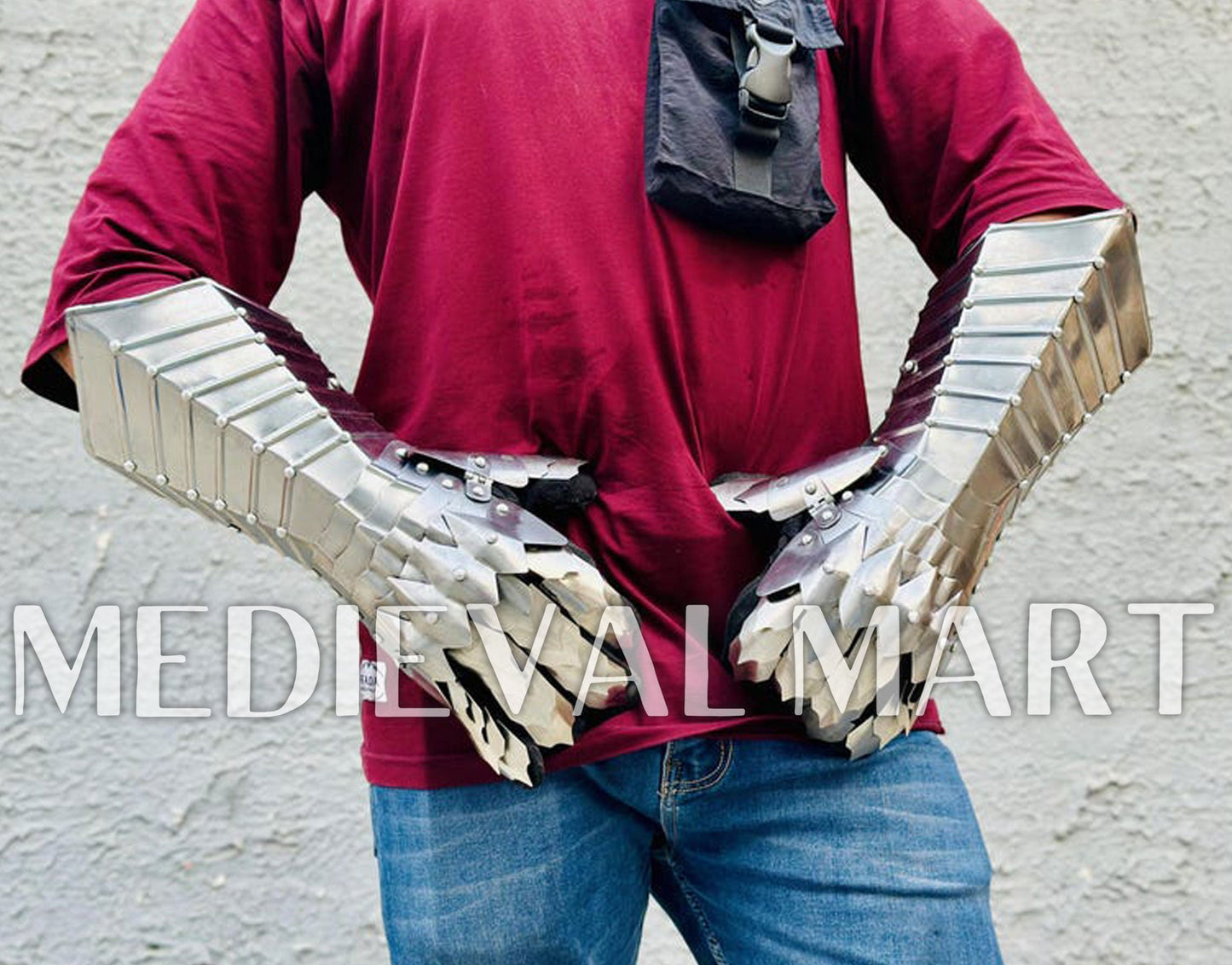 MEDIEVALMART AU Antique Finish “100 Years Calendar” Engraved Compass W/H “VintageVault” Case | Gift For Dad, Gift For Mom