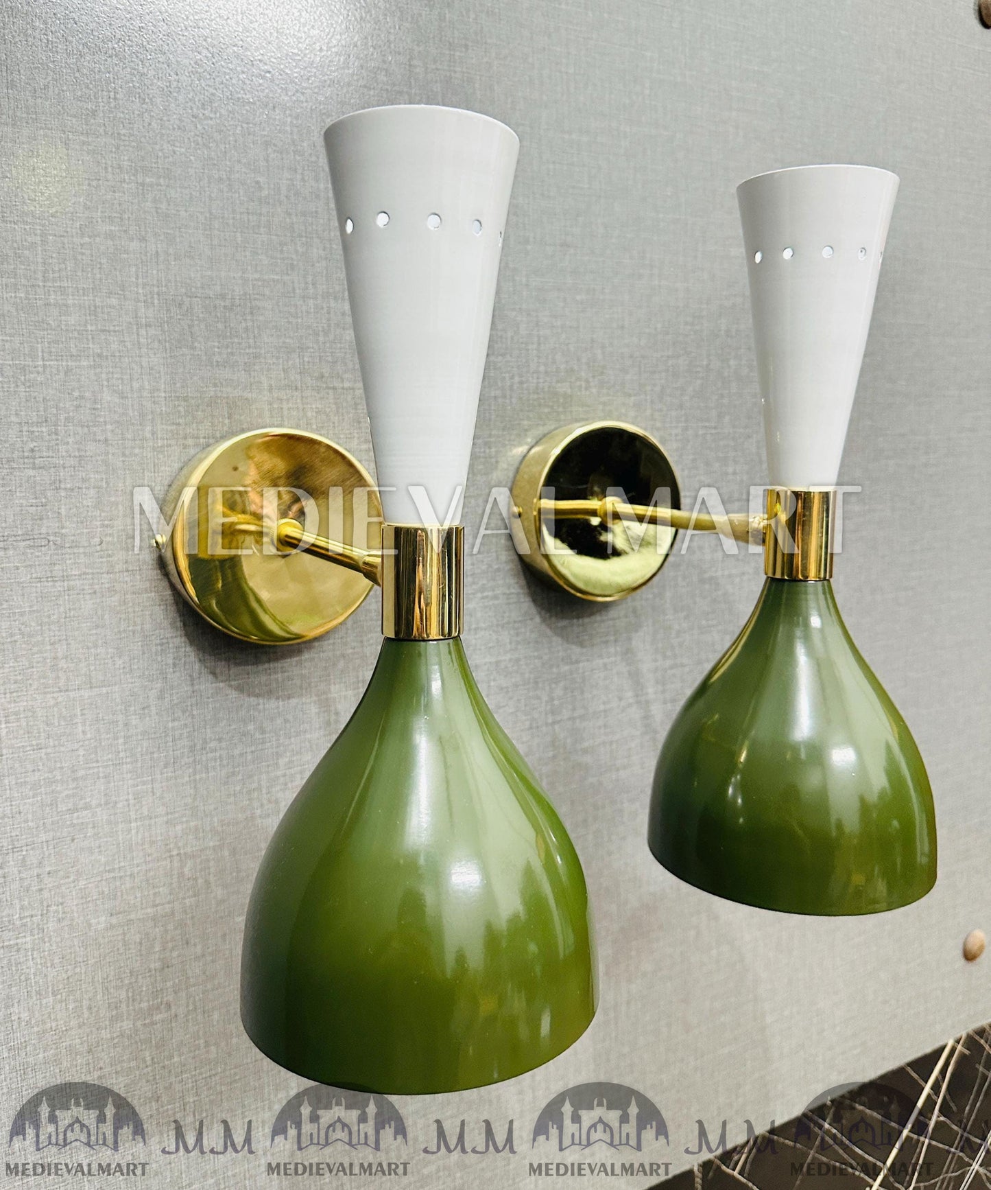 MEDIEVALMART AU European Greaves Knight English Legs Armor "Buff Polish"