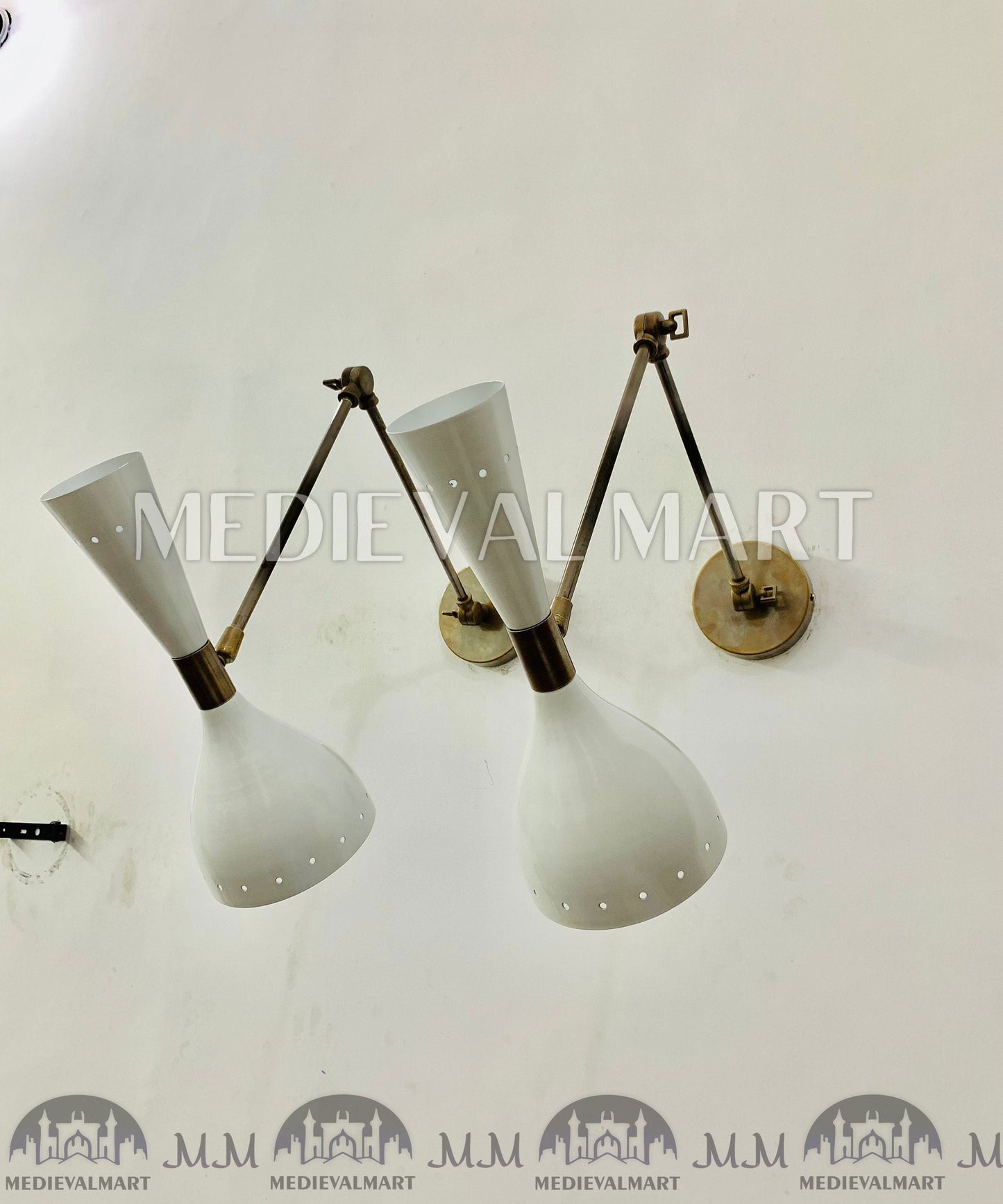 MEDIEVALMART AU European Greaves Knight English Legs Armor "Buff Polish"