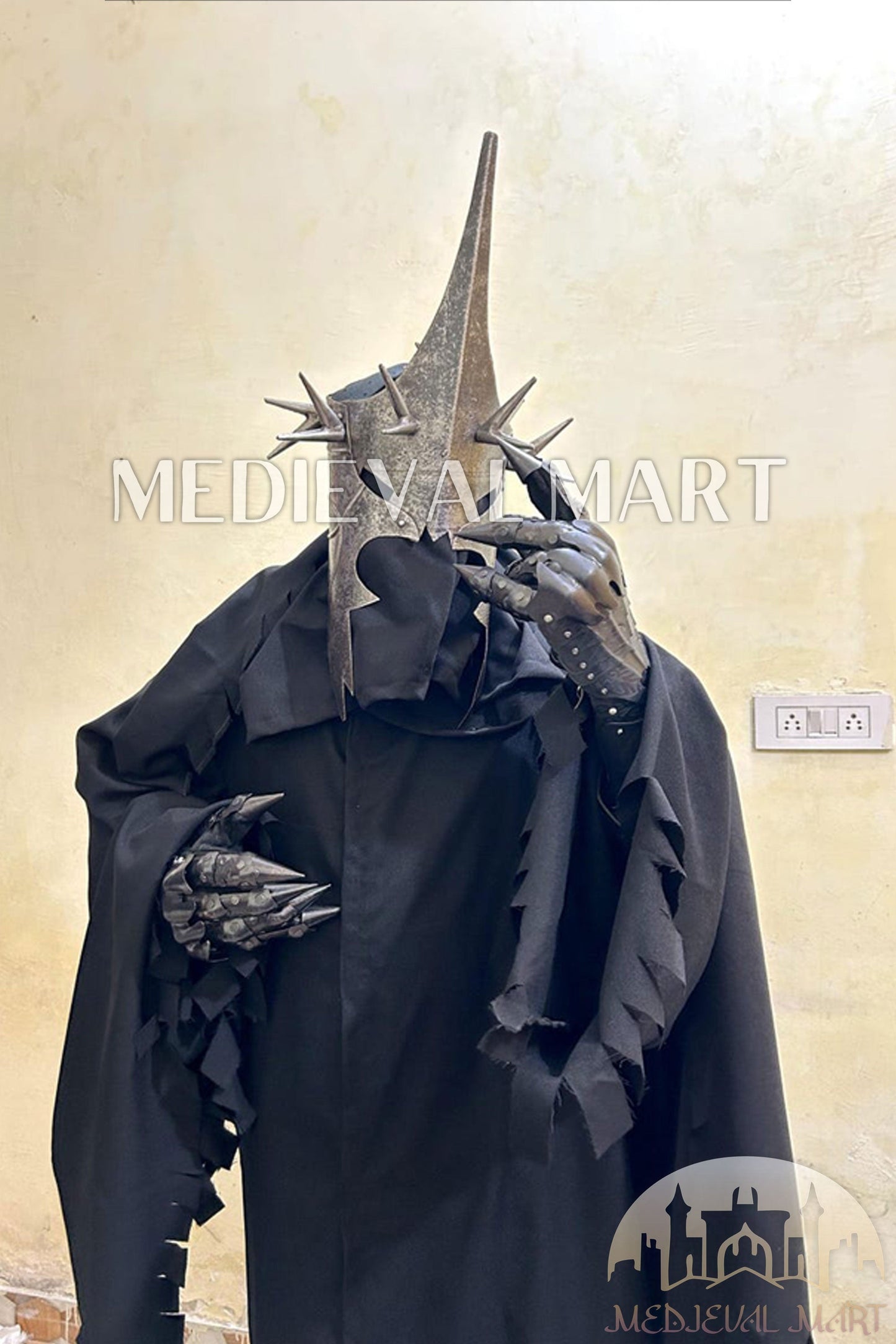 MEDIEVALMART AU Antique Finish “100 Years Calendar” Engraved Compass W/H “VintageVault” Case | Gift For Dad, Gift For Mom