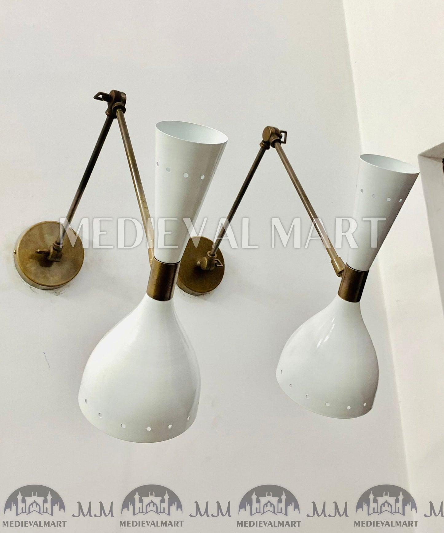 MEDIEVALMART AU European Greaves Knight English Legs Armor "Buff Polish"